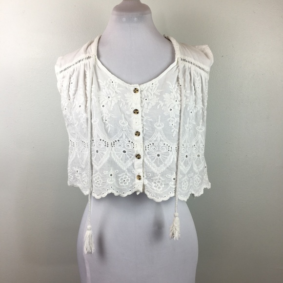 Somedays Lovin M Ivory eyelet lace boho crop top - Picture 3 of 8